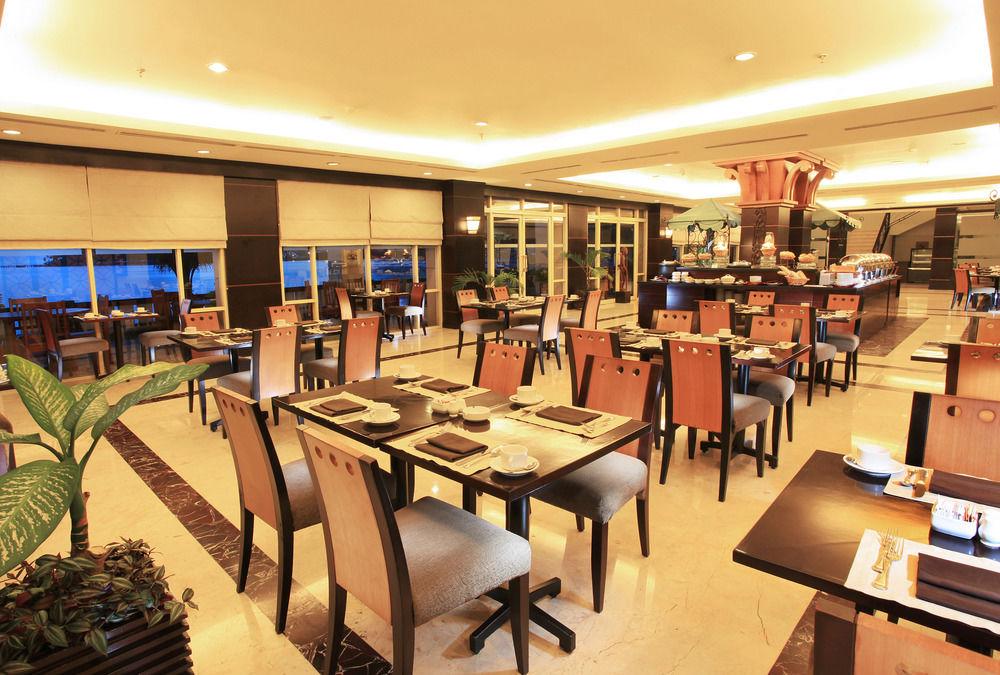 Swiss-Belhotel Papua Jayapura Eksteriør billede