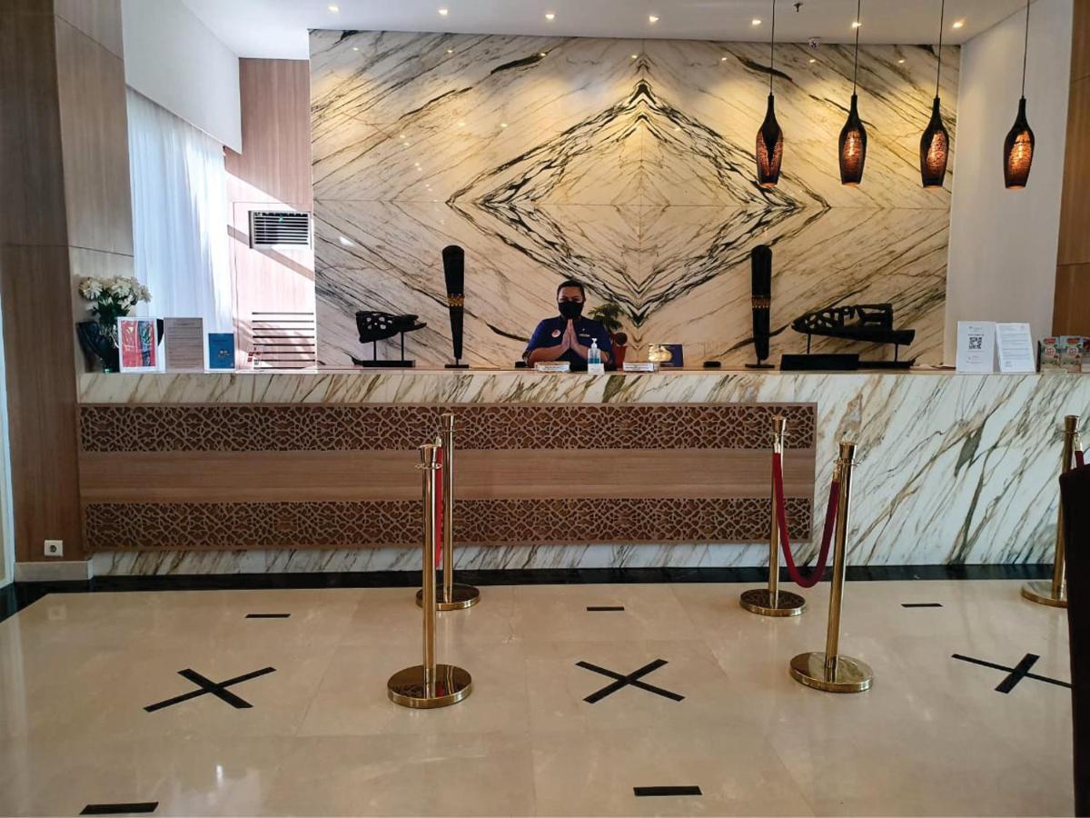 Swiss-Belhotel Papua Jayapura Eksteriør billede