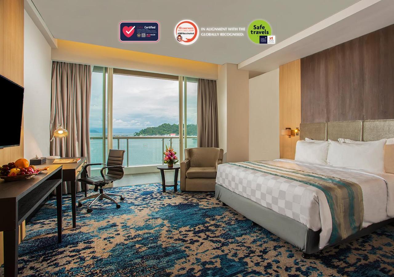 Swiss-Belhotel Papua Jayapura Eksteriør billede