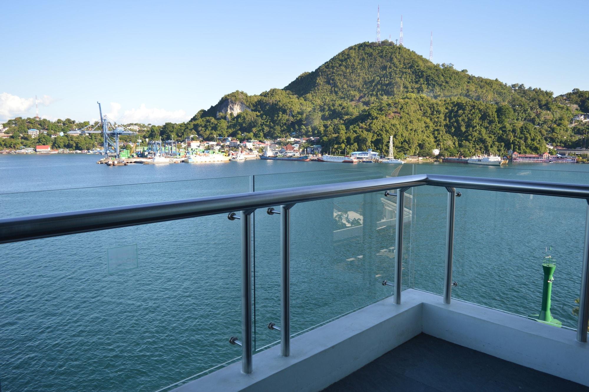 Swiss-Belhotel Papua Jayapura Eksteriør billede