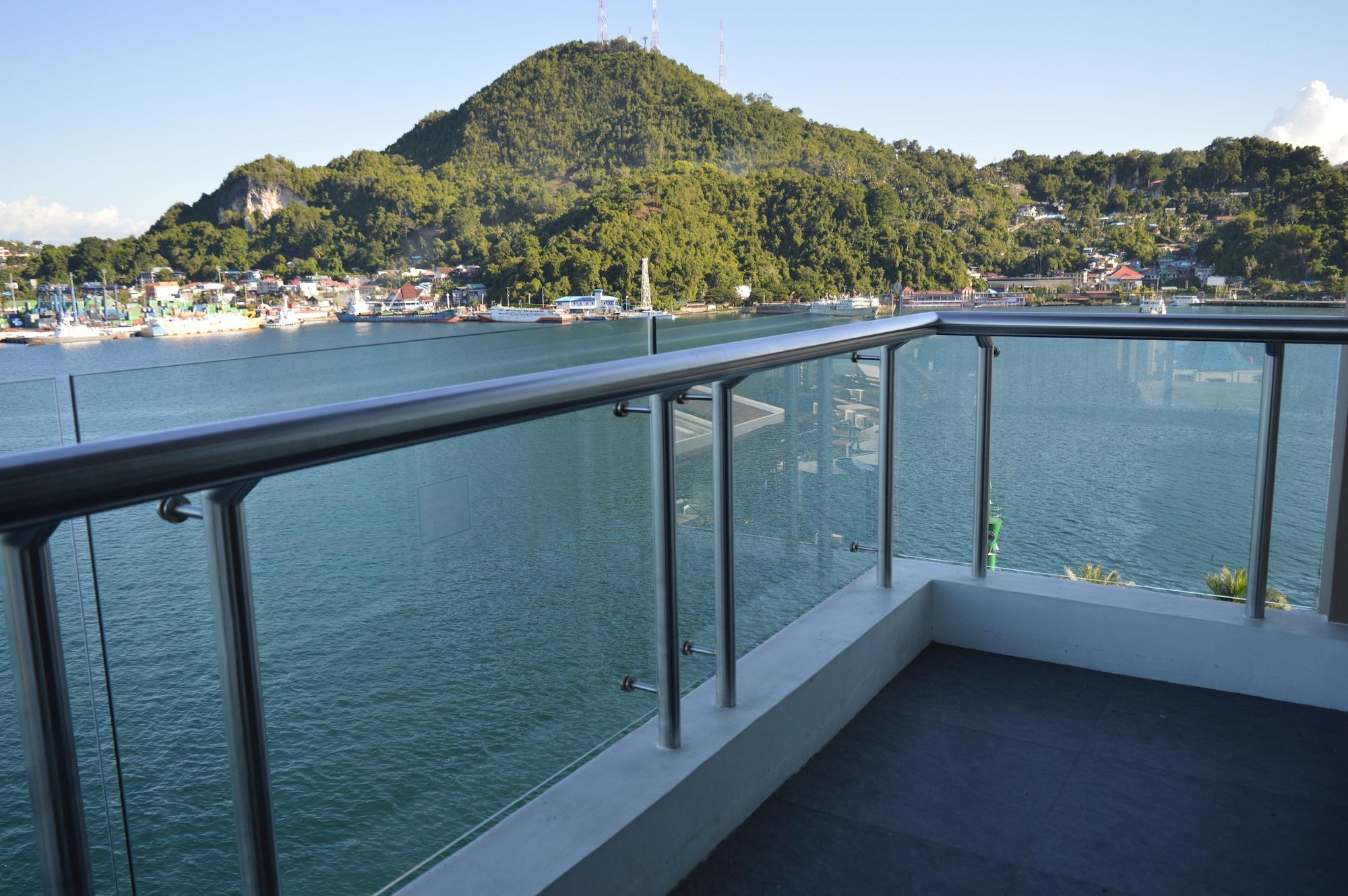 Swiss-Belhotel Papua Jayapura Eksteriør billede