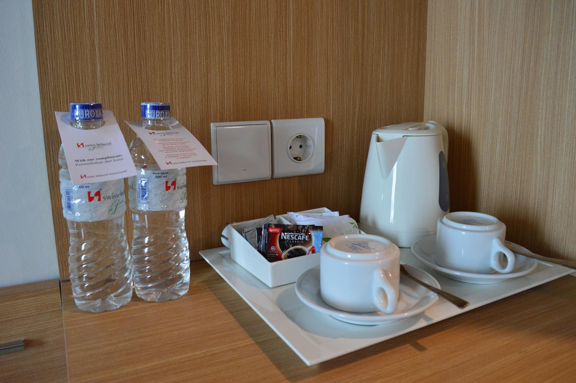 Swiss-Belhotel Papua Jayapura Eksteriør billede